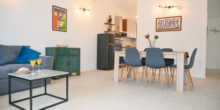 Apartment Leo